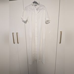 St. Michael Vintage Long White Eyelet Nightgown